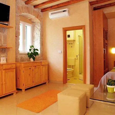 Apartment All You Need Old Town Studio Split